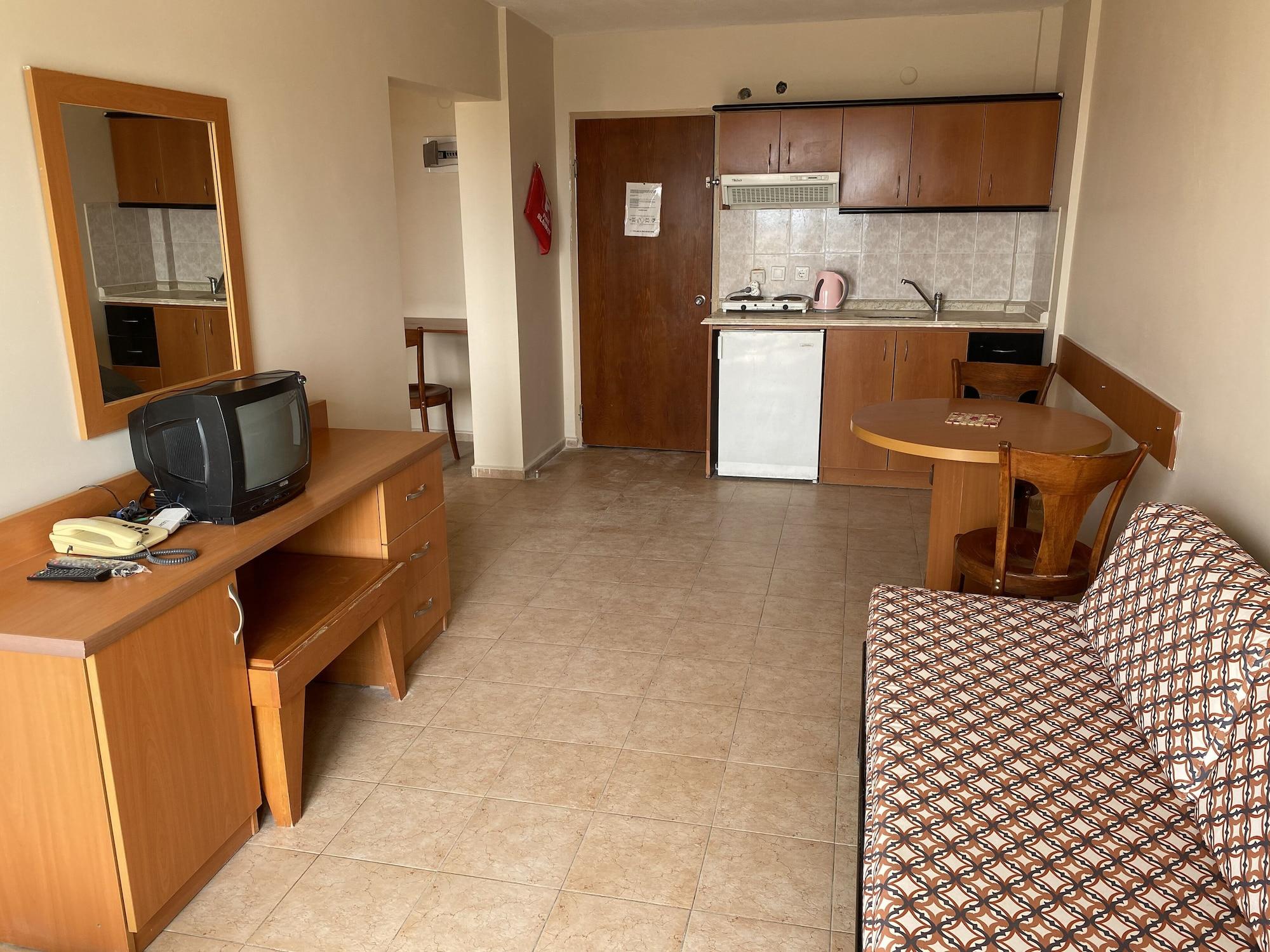 Tuntas Family Suites Kusadasi Luaran gambar