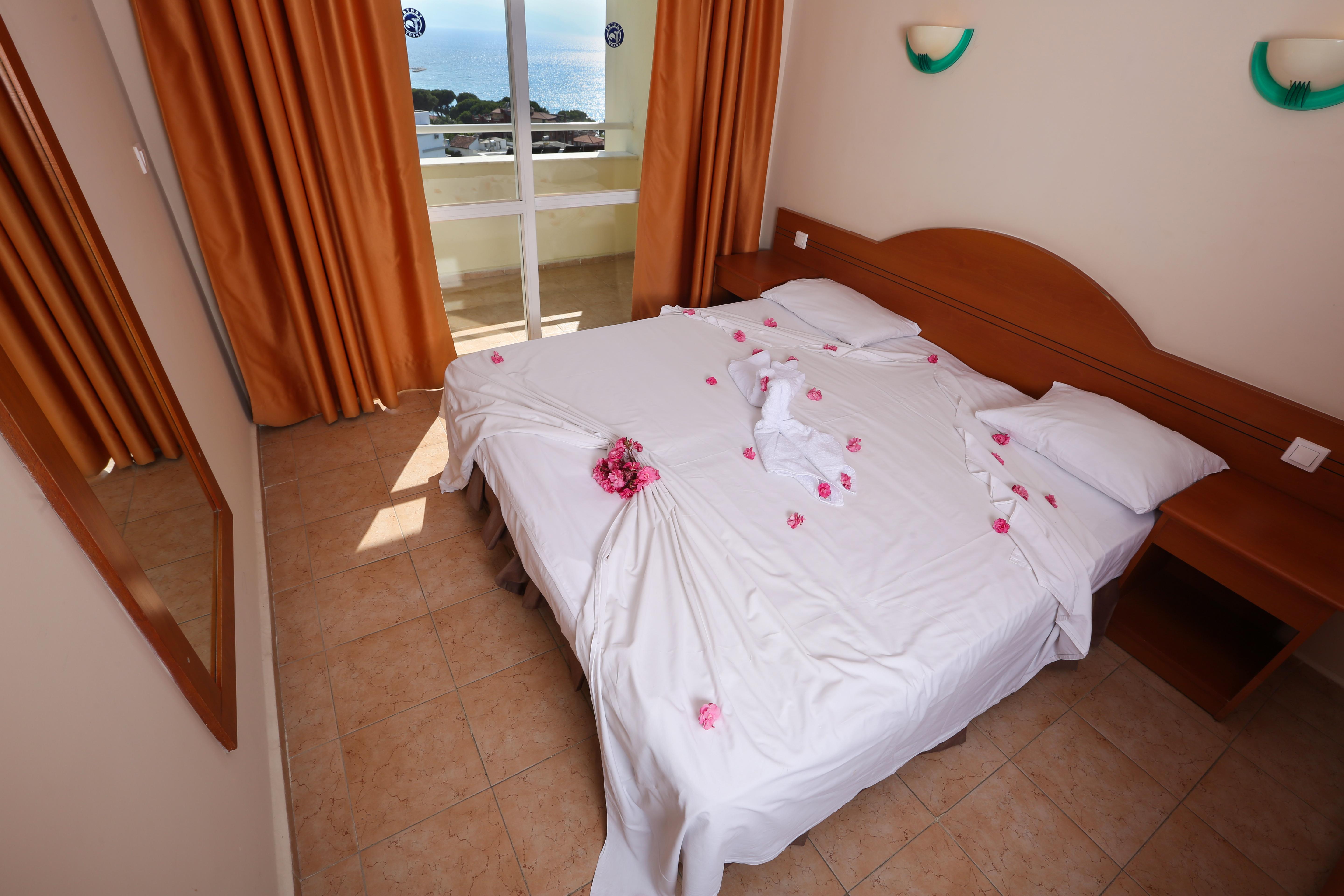 Tuntas Family Suites Kusadasi Luaran gambar