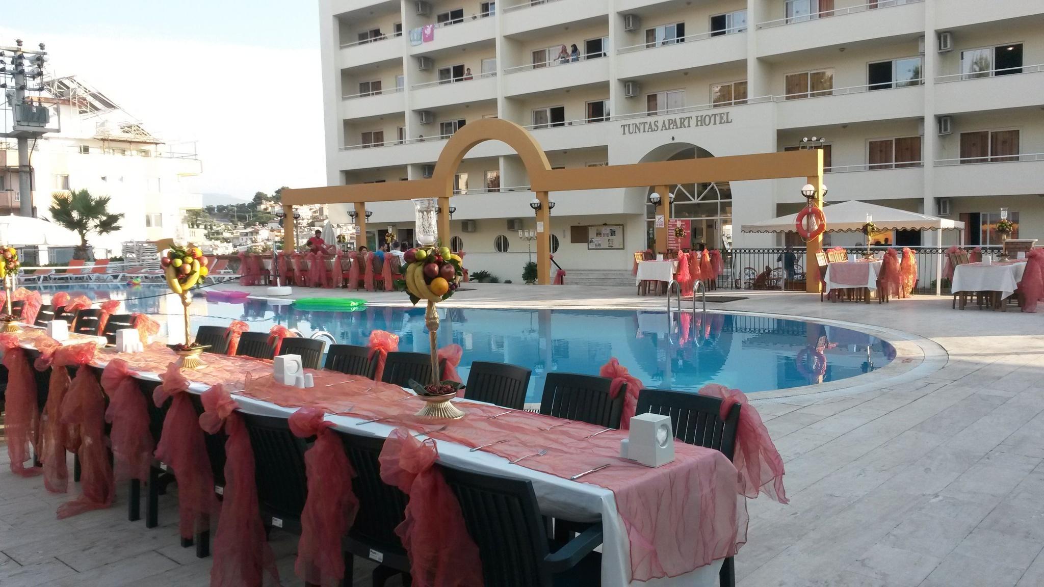 Tuntas Family Suites Kusadasi Luaran gambar