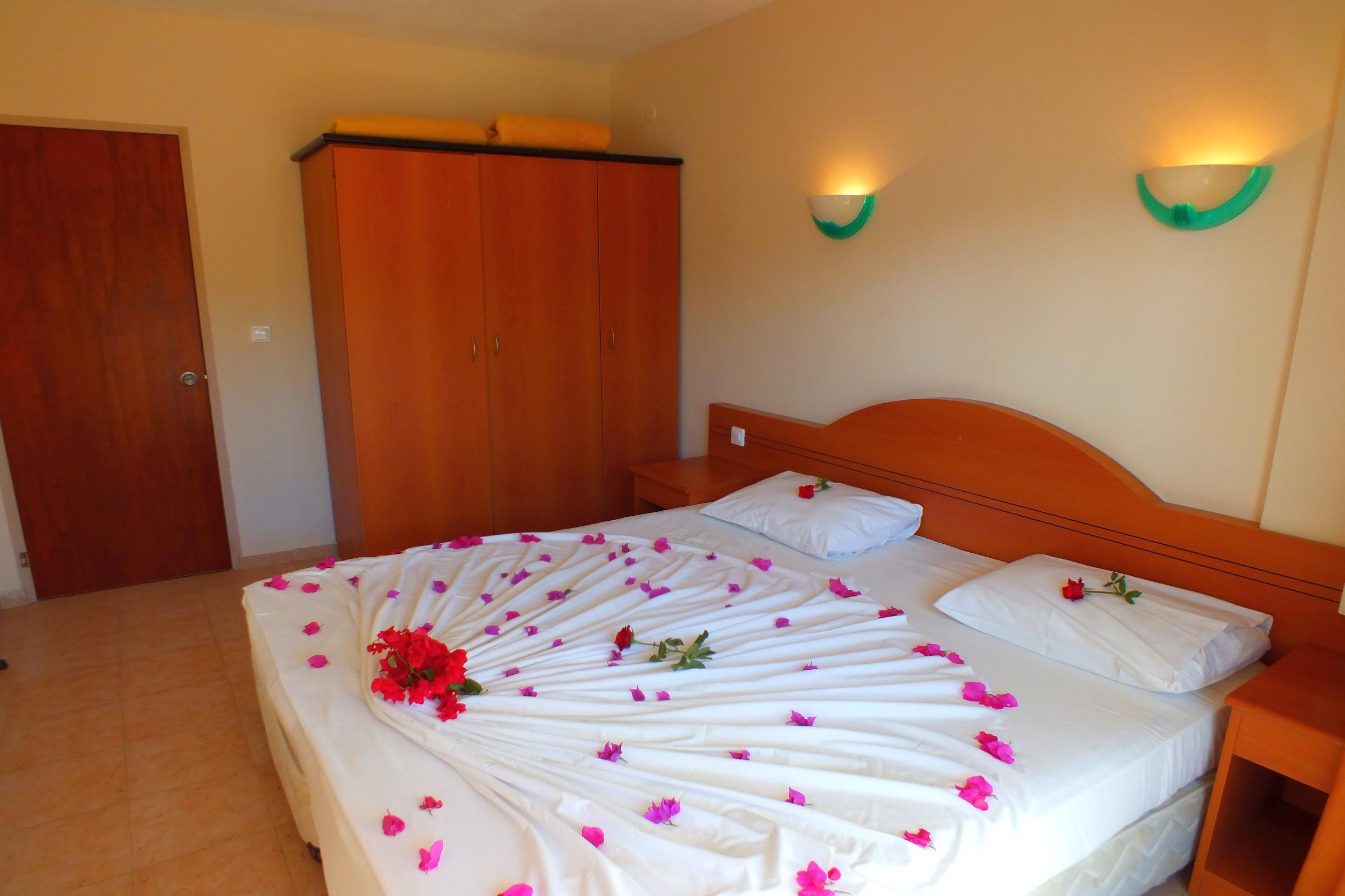 Tuntas Family Suites Kusadasi Luaran gambar